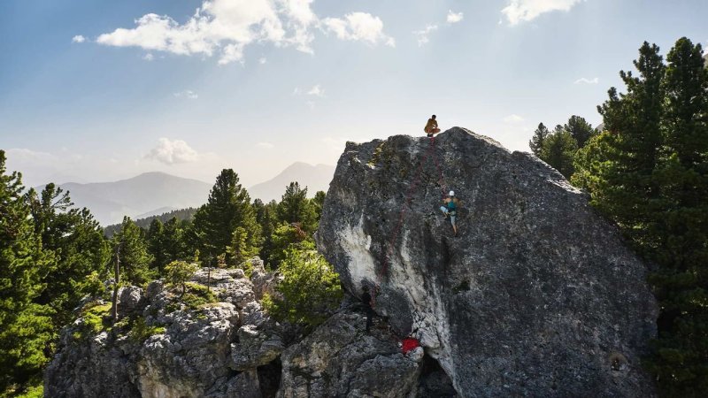https://www.falkensteiner.com/hotel-kronplatz