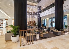dubaj-hotel-amwaj-rotana-077.jpg