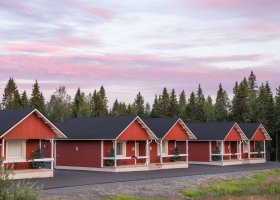finsko-hotel-santa-claus-holiday-village-011.jpg