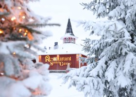 finsko-hotel-santa-claus-holiday-village-017.jpeg