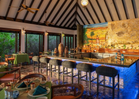 maledivy-hotel-atmosphere-kanifushi-072.png