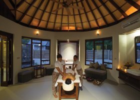 maledivy-hotel-atmosphere-kanifushi-084.jpg