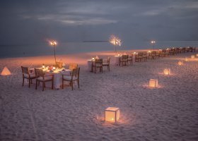 maledivy-hotel-coco-palm-dhuni-kolhu-014.jpg