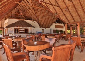maledivy-hotel-fihalhohi-036.jpg