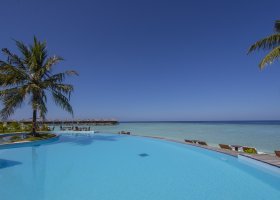 maledivy-hotel-filitheyo-island-resort-086.jpg