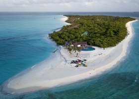 maledivy-hotel-hondaafushi-island-resort-003.jpg