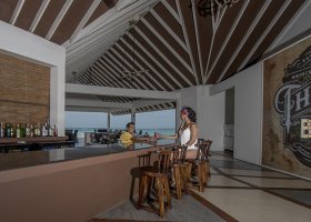 maledivy-hotel-hondaafushi-island-resort-006.jpg
