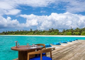 maledivy-hotel-ifuru-island-maldives-005.jpg