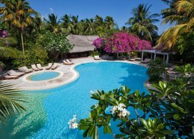 maledivy-hotel-kuramathi-island-resort-004.jpg