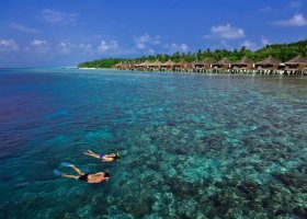 maledivy-hotel-kuramathi-island-resort-085.jpg