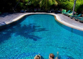 maledivy-hotel-kuredu-island-resort-spa-032.jpeg