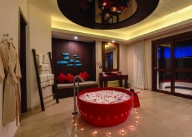 maledivy-hotel-oblu-sangeli-020.jpg
