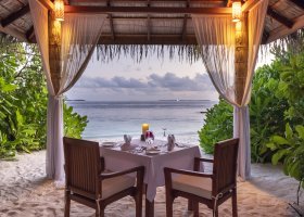 maledivy-hotel-reethi-faru-resort-182.jpg