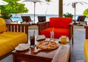 maledivy-hotel-reethi-faru-resort-185.jpg