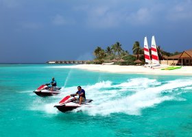 maledivy-hotel-reethi-faru-resort-205.jpg