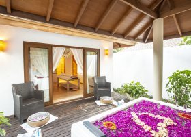 maledivy-hotel-reethi-faru-resort-217.jpg
