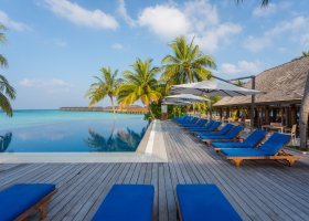 maledivy-hotel-vilamendhoo-island-004.jpg