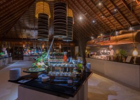 maledivy-hotel-vilamendhoo-island-044.jpg