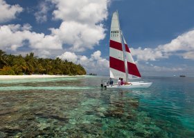 maledivy-hotel-vilamendhoo-island-080.jpg