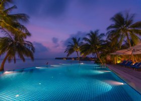 maledivy-hotel-vilamendhoo-island-096.jpg
