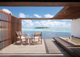 maledivy-hotel-villa-nautica-paradise-island-327.jpg