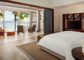mauricius-hotel-st-regis-le-morne-resort-120.jpg
