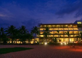sri-lanka-hotel-pandanus-beach-hotel-036.jpg