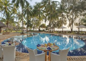 zanzibar-hotel-bluebay-beach-resort-spa-077.jpg