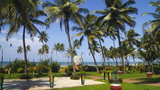 Longuinhos Beach Resort ****