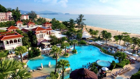 Centara Grand Beach Resort Phuket *****
