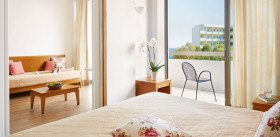 Family Guestroom Inland View (37 m²)