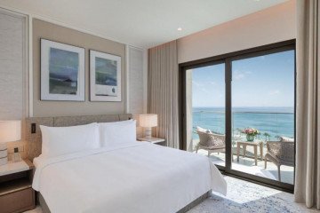 Two Bedroom Executive Suite Ocean View with Breakfast (120 m²)