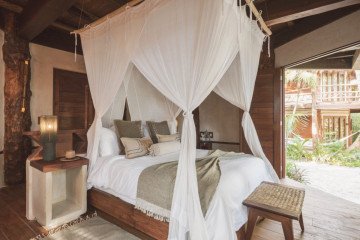 Small Cabaña Partial Ocean view