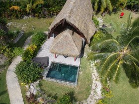 Premium Garden Bungalow with Pool (42 m² + 38 m²)